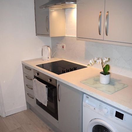 Kelpies Serviced Apartments- Cromwell Apt Фалькирк Экстерьер фото
